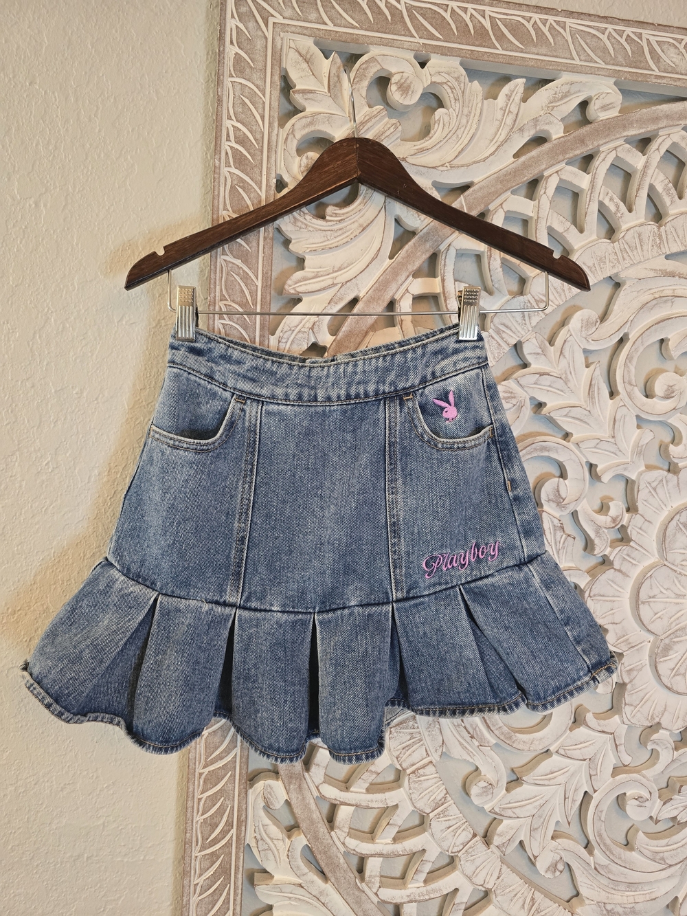 PlayBoy By Pacsun Women's Y2K Blue Denim Pleated Skirt Bunny Logo Embroidered